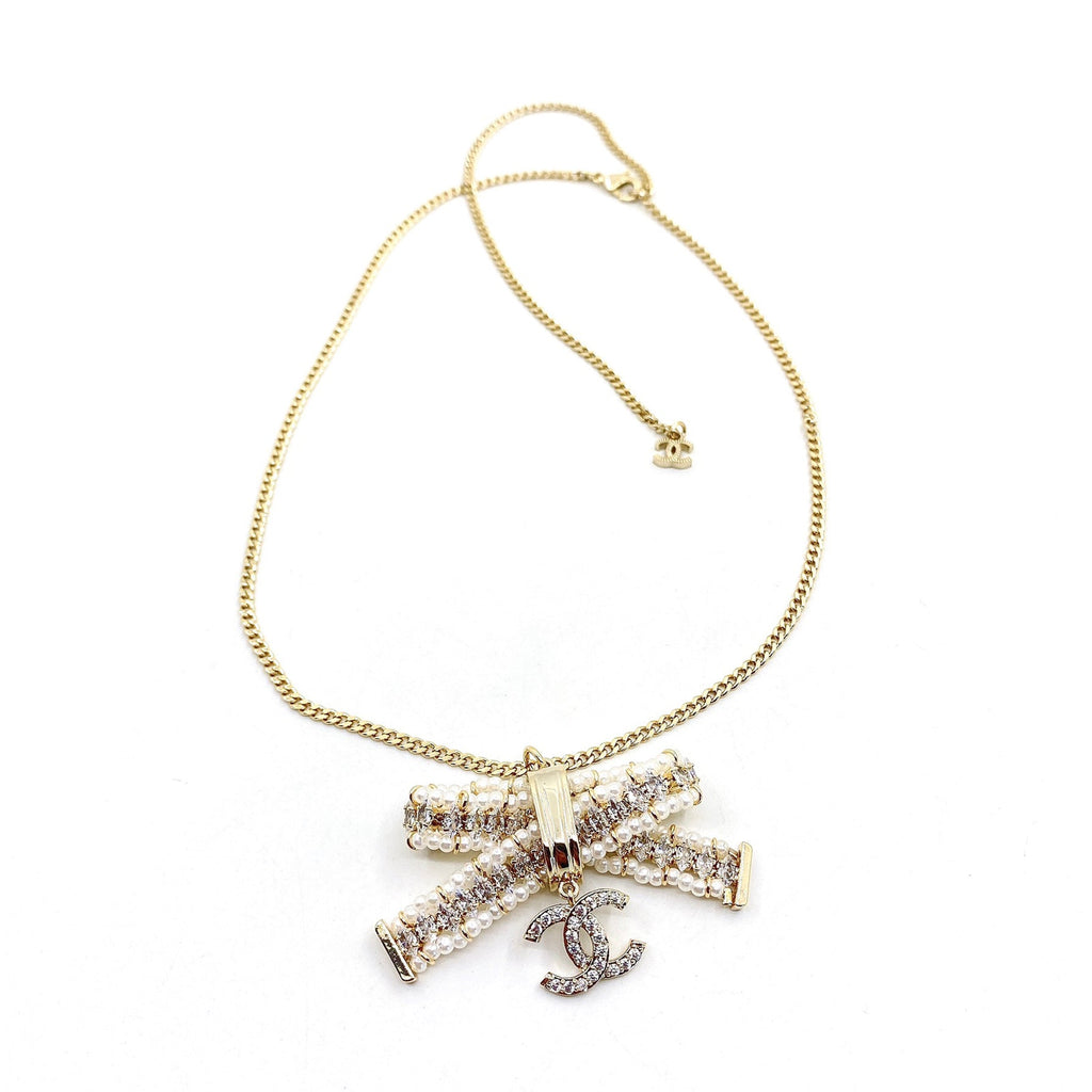 18K  Chanel Bow Tie Necklace